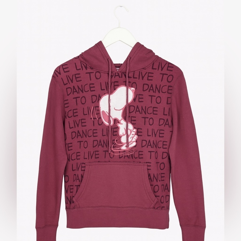 Peanuts/Snoopy Vintage Magenta Size Small Dancing Snoopy “Live to Dance" Hoodie